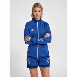 Damska kurtka zapinana na zamek Hummel hmlLEAD poly. Niebieskie bluzy sportowe damskie Hummel, xl, bez wzorów, bez kaptura, na fitness i siłownię. W wyprzedaży za 186.65 zł.