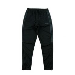Second life - Spodnie dresowe męskie Adidas Sereno 19 slim - Jak nowy. Czarne spodnie sportowe męskie Adidas, l, bez wzorów, z dresówki, do biegania. Za 85.16 zł.