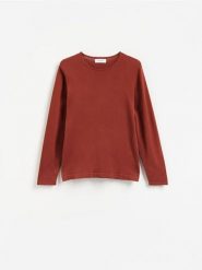 Bawełniany sweter - karminowy. Czerwone swetry przez głowę męskie Reserved, l, bez wzorów, z bawełny, bez kołnierzyka. Za 119.99 zł.