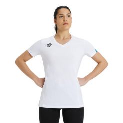 Koszulka damska Arena Team T-Shirt Panel. Białe koszulki sportowe damskie Arena, bez wzorów, bez kołnierzyka, bez ramiączek, do pływania. Za 99.00 zł.