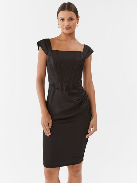 Rinascimento Sukienka koktajlowa CFC0115251003 Czarny Slim Fit. Czarne sukienki damskie Rinascimento, xs, bez wzorów, z syntetyku, wizytowe, bez kołnierzyka, bez ramiączek. Za 389.99 zł.