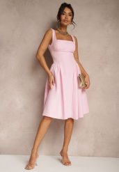 Różowa Sukienka o Rozkloszowanym Fasonie z Kokardą na Tyle Soneritia. Czerwone sukienki damskie Renee, m, bez wzorów, eleganckie, bez kołnierzyka, bez ramiączek, midi, rozkloszowane. Za 119.99 zł.