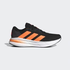 Buty Galaxy 7 Running. Brązowe buty sportowe męskie Adidas, bez zapięcia, do biegania. Za 239.00 zł.