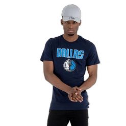 Koszulka Dallas Mavericks NBA. Niebieskie koszulki sportowe męskie New Era, m, bez wzorów, z materiału, bez kołnierzyka, bez ramiączek. Za 133.25 zł.
