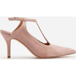 Skórzane czółenka - Różowy. Czółenka damskie marki Reserved. Za 299.99 zł.