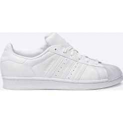 Adidas Originals - Buty Superstar Glossy. Szare obuwie sportowe damskie adidas Originals, z materiału. W wyprzedaży za 349.90 zł.
