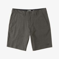 Krótkie buty Billabong Crossfire Mid asfaltowe. Krótkie spodenki sportowe męskie Billabong, bez wzorów. Za 207.23 zł.