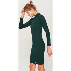 Sukienka mini z długimi rękawami - Zielony. Zielone sukienki damskie Mohito, z długim rękawem. Za 79.99 zł.
