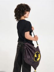 Plecak worek Batman - szary. Szare torby i plecaki dziecięce Sinsay, małe. Za 9.99 zł.
