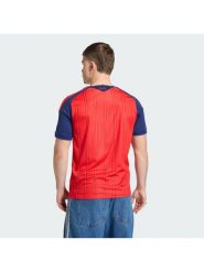 Adidas Koszulka techniczna Spain 26 Home Jersey JN4390 Czerwony Slim Fit. Czerwone koszulki sportowe męskie Adidas, l, bez wzorów, z jersey, bez kołnierzyka, bez ramiączek, do piłki nożnej. Za 336.99 zł.