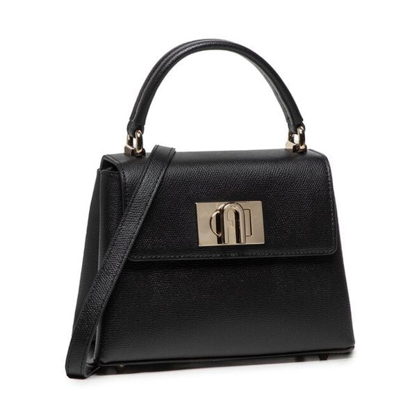 Torebka Furla. Czarne torebki do ręki damskie Furla, bez wzorów, klasyczne, bez dodatków. Za 1,849.00 zł.