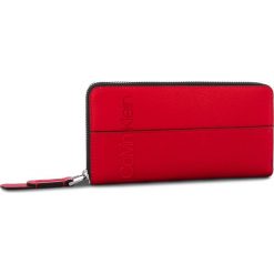 Duży Portfel Damski CALVIN KLEIN - Dual Large Ziparound K60K604507 626. Portfele damskie marki Calvin Klein. W wyprzedaży za 249.00 zł.