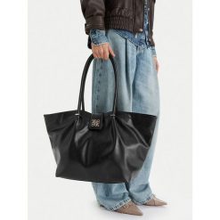 Torebka Nine West. Czarne torebki do ręki damskie Nine West, bez wzorów, bez dodatków. Za 269.99 zł.