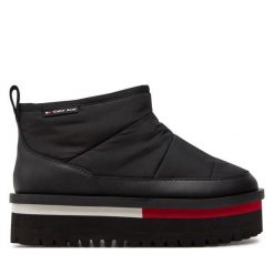 Śniegowce Tommy Jeans. Czarne śniegowce i trapery damskie Tommy Jeans, z jeansu. Za 469.99 zł.