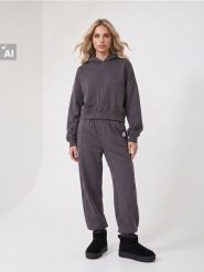 Dresowa bluza hoodie loose fit - szary. Szare bluzy damskie Sinsay, l, bez wzorów, z dresówki, bez kaptura. Za 49.99 zł.