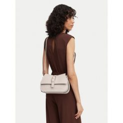 Torebka Furla. Białe torebki do ręki damskie Furla, bez wzorów, klasyczne, bez dodatków. Za 1,859.00 zł.