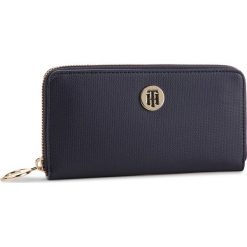 Duży Portfel Damski TOMMY HILFIGER - Effortless Saffiano Za Wallet AW0AW06152 413. Niebieskie portfele damskie Tommy Hilfiger, ze skóry ekologicznej. Za 319.00 zł.