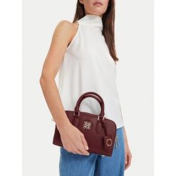 Torebka Nine West. Czerwone torebki do ręki damskie Nine West, bez wzorów, bez dodatków. Za 229.99 zł.