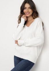 Biały Sweter z Dekoltem w V z Domieszką Kaszmiru Mariara. Białe swetry damskie Born2be, uniwersalny, bez wzorów, z jeansu, bez kołnierzyka, bez ramiączek, bez kaptura. Za 109.99 zł.