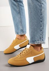 Jasnobrązowe Sneakersy w Stylu Kultowych Tenisówek Virritia. Brązowe obuwie sportowe damskie Born2be, z aplikacjami, z jeansu, tenisowe. Za 84.99 zł.