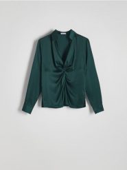 Bluzka z marszczeniem - zielony. Zielone bluzki damskie Reserved, l, bez wzorów, z tkaniny, bez kołnierzyka, bez ramiączek. W wyprzedaży za 55.99 zł.