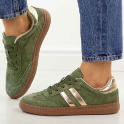 Khaki skórzane półbuty damskie Sergio Leone Sp106. Brązowe półbuty damskie Sergio Leone, na jesień, bez wzorów, z jeansu, casualowe, z okrągłym noskiem, bez obcasa, na płaskiej podeszwie, bez zapięcia. Za 209.00 zł.