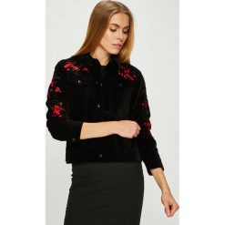 Desigual - Kurtka. Szare kurtki damskie Desigual, z haftami, z bawełny. Za 649.90 zł.