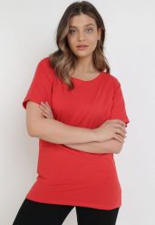 Czerwony T-shirt Ammi. Czerwone bluzki damskie Born2be, m, bez wzorów, z bawełny, bez kołnierzyka. Za 19.99 zł.