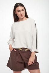 Bluzka damska satynowa JOSEPH RIBKOFF. Bluzki damskie Joseph Ribkoff, xl, bez wzorów, z satyny, bez kołnierzyka, bez ramiączek. Za 809.00 zł.
