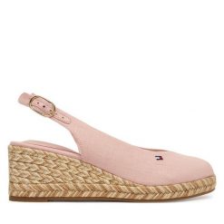 Espadryle Tommy Hilfiger. Czerwone sandały damskie Tommy Hilfiger, bez wzorów, bez obcasa, bez zapięcia. Za 339.99 zł.