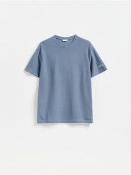 Bawełniany t-shirt comfort - granatowy. Niebieskie t-shirty męskie Reserved, l, bez wzorów, z bawełny, bez kołnierzyka. Za 79.99 zł.