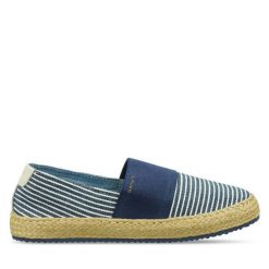 Espadryle Gant. Niebieskie espadryle damskie GANT, bez wzorów, bez obcasa, bez zapięcia. Za 199.99 zł.