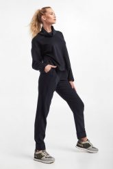 Spodnie wełniane damskie EMPORIO ARMANI. Legginsy damskie Emporio Armani, bez wzorów, z wełny. W wyprzedaży za 1,196.37 zł.