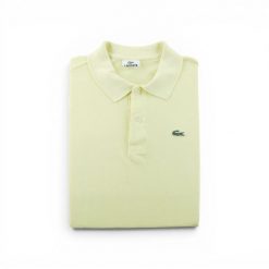 Koszulka polo męska krótki rękaw żółta. Żółte koszulki sportowe męskie Lacoste, l, bez wzorów, z materiału, bez kołnierzyka, bez ramiączek, tenisowe. Za 85.16 zł.