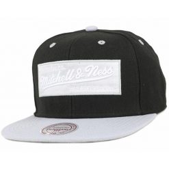 Czapka Mitchell & Ness 2 tone label. Czarne czapki i kapelusze męskie Mitchell & Ness, bez wzorów. Za 218.50 zł.