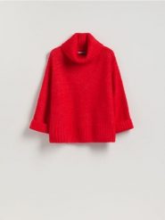Sweter z golfem - czerwony. Czerwone swetry damskie Reserved, l, bez wzorów, z dzianiny, bez kołnierzyka, bez ramiączek, bez kaptura. Za 139.99 zł.