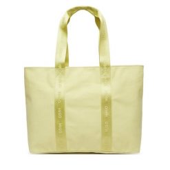 Torebka HUGO. Brązowe torebki do ręki damskie Hugo, bez wzorów, klasyczne, bez dodatków. Za 429.99 zł.