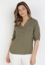 Zielona Bluzka Fiber. Zielone bluzki damskie Born2be, uniwersalny, bez wzorów, z jeansu, bez kołnierzyka, bez ramiączek. Za 29.99 zł.