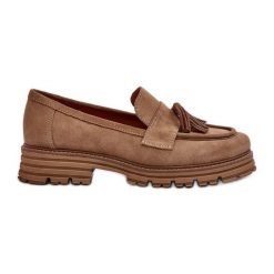 Zazoo 3469 Zamszowe Mokasyny Damskie Z Frędzlami Beżowe beżowy. Brązowe mokasyny damskie z zamszu, eleganckie. Za 532.98 zł.