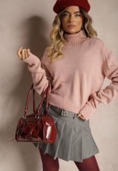 Jasnoróżowy Luźny Golf o Klasycznym Fasonie z Prążkami na Ściągaczach Basum. Czerwone swetry damskie Renee, m, bez wzorów, z jeansu, eleganckie, bez kołnierzyka, bez ramiączek, bez kaptura. Za 99.99 zł.