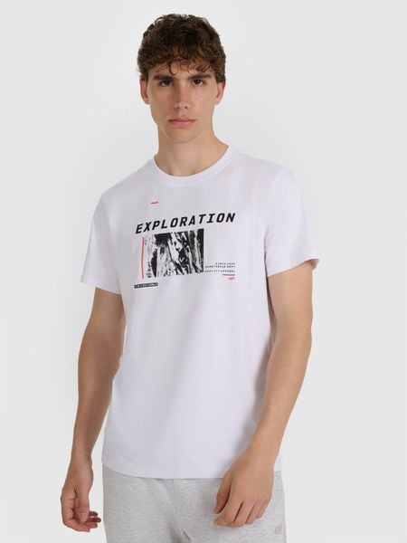4F T-shirt regular z nadrukiem męski - biały M. Białe t-shirty męskie 4f, m, bez wzorów, z bawełny, bez kołnierzyka. W wyprzedaży za 49.99 zł.