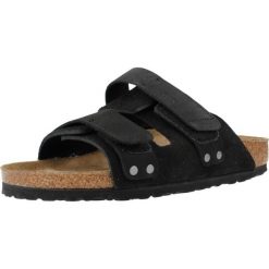 Sandały Birkenstock Uji Vl Wąskie Czarne. Czarne sandały męskie Birkenstock, z nubiku, bez zapięcia. Za 595.75 zł.