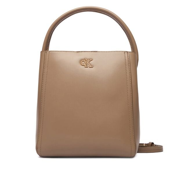 Torebka Calvin Klein. Brązowe torebki do ręki damskie Calvin Klein, bez wzorów, klasyczne, bez dodatków. Za 405.99 zł.