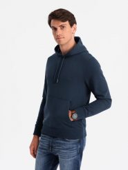 Męska bluza dresowa kangurka z kapturem BASIC – granatowa V1 - Rozmiar: L. Niebieskie bluzy męskie Ombre Clothing, l, bez wzorów, z bawełny, z kapturem. Za 189.99 zł.