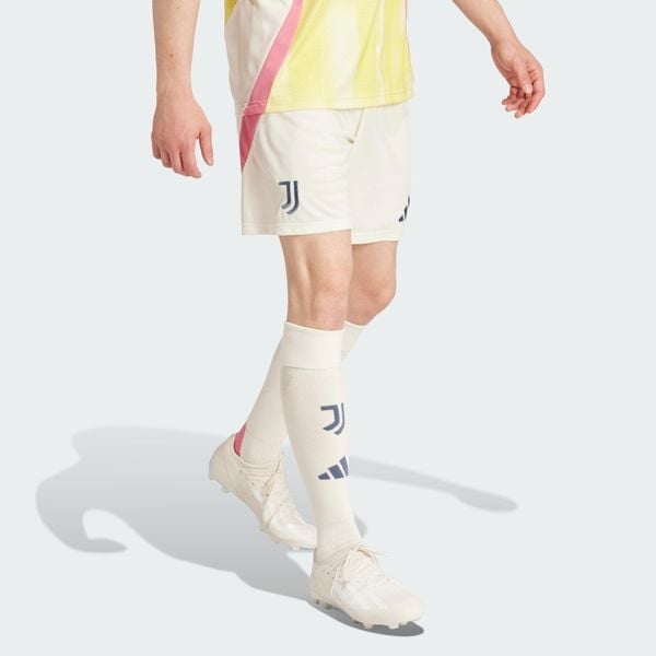 Szorty Juventus 24/25 Away. Białe krótkie spodenki sportowe męskie Adidas, l, bez wzorów, z materiału, do piłki nożnej. Za 199.00 zł.