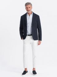 Marynarka męska z naszywanymi kieszeniami - granatowa V1 OM-BLZB-0127 - L. Niebieskie marynarki męskie Ombre Clothing, bez wzorów, z materiału, eleganckie. W wyprzedaży za 229.99 zł.