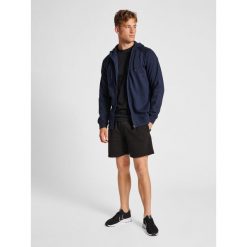 Bluza z kapturem i zamkiem błyskawicznym Hummel Red Classic. Niebieskie bluzy męskie Hummel, xl, bez wzorów, z bawełny, z kapturem. Za 214.00 zł.