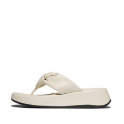Sandały damskie FitFlop F-Mode Knot Soft-Leather Flatform Toe-Post. Brązowe klapki damskie FIT FLOP, bez wzorów, bez obcasa, bez zapięcia. Za 641.00 zł.