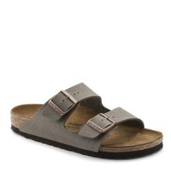 Klapki damskie Birkenstock Arizona Bfbc. Brązowe klapki damskie Birkenstock, bez wzorów, z materiału, bez obcasa. Za 332.10 zł.