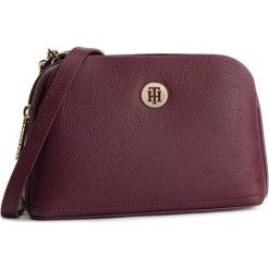 Torebka TOMMY HILFIGER - Th Core Crossover AW0AW06118 263. Torebki do ręki damskie marki Tommy Hilfiger. W wyprzedaży za 329.00 zł.